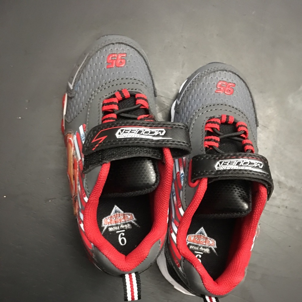 Lightning McQueen boys toddler shoes size 9